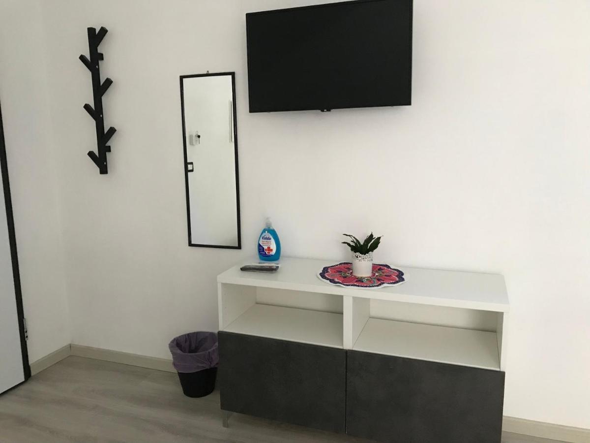 La Rosa App Apartment Livorno Exterior photo